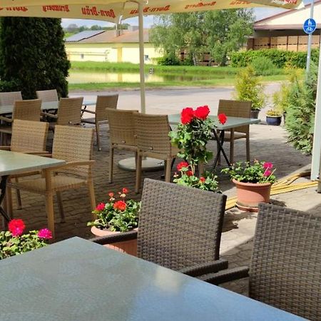 Gasthaus Pension Rezatgrund Windsbach Bagian luar foto