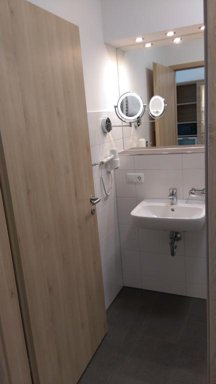 Gasthaus Pension Rezatgrund Windsbach Bagian luar foto